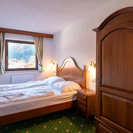Hirschen Apartament *